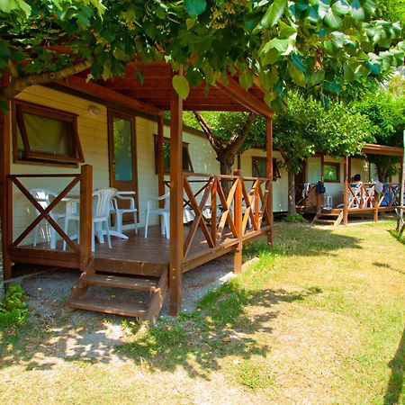 Campeggio Pian Dei Boschi Pietra Ligure Exterior foto